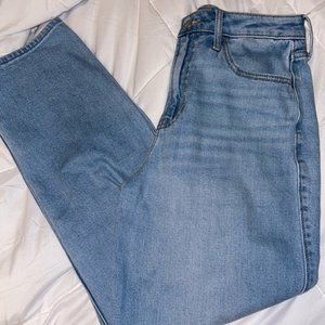 Hollister ultra high rise vintage straight jeans
